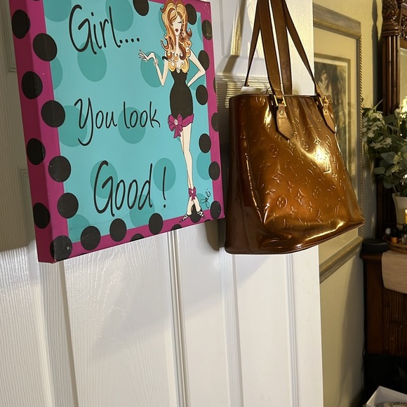 FINAL SALE PRICE Louis Vuitton Elegant Houston Design Brown monogram Vernis - Picture 6 of 12